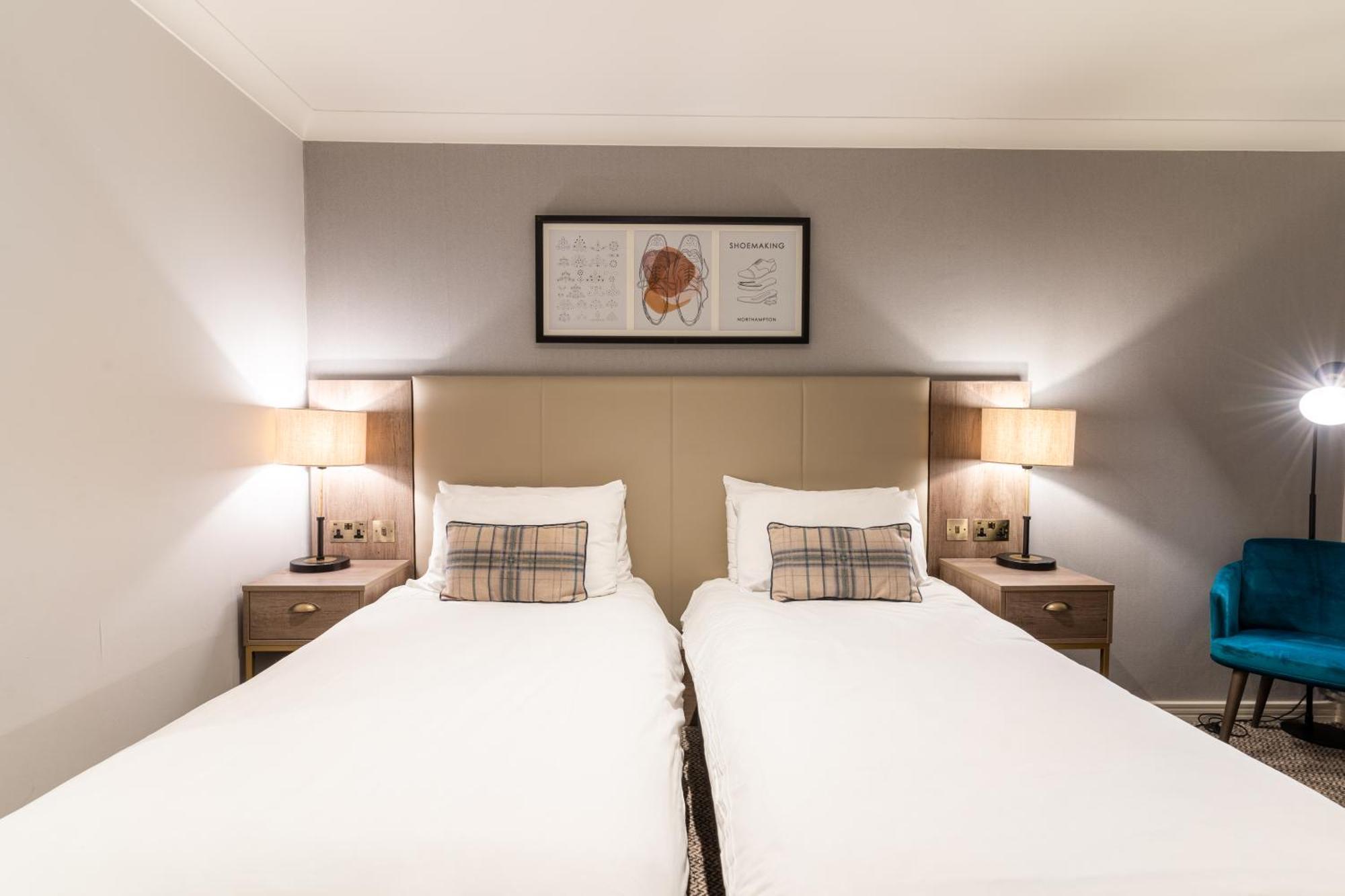 Twin Room,1445492245:JPEG